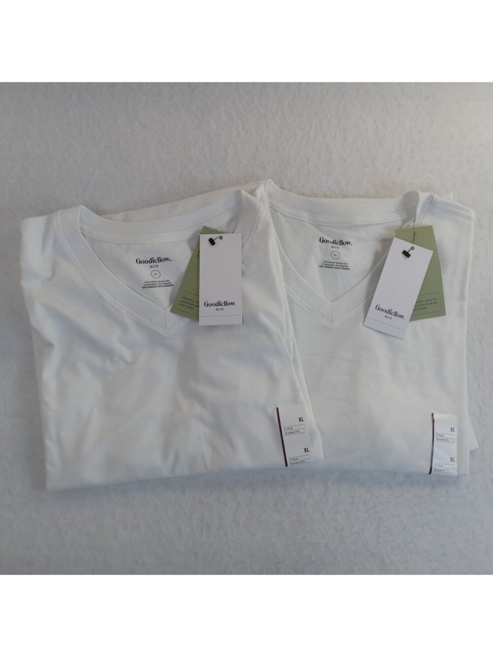 2 Goodfellow & Co Men's XL V-Neck Standard Fit T-Shirts White Every Wear